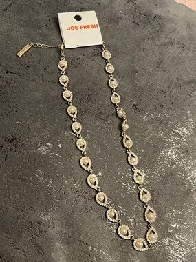 N71 NWT JOE FRESH Treardrop Goldtone Crystal & Pearl Necklace MSRP $22